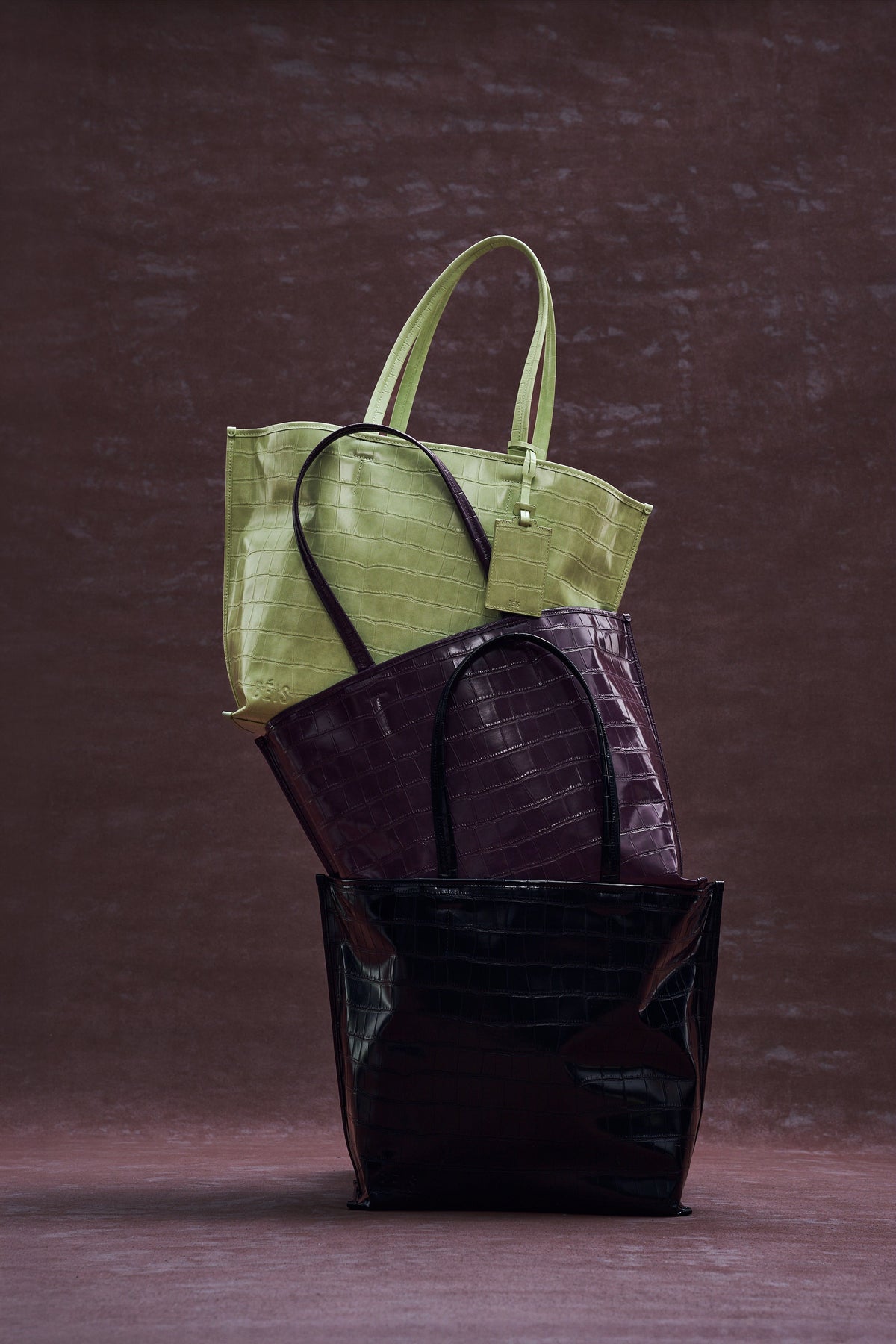 The Catchall Tote in Plum