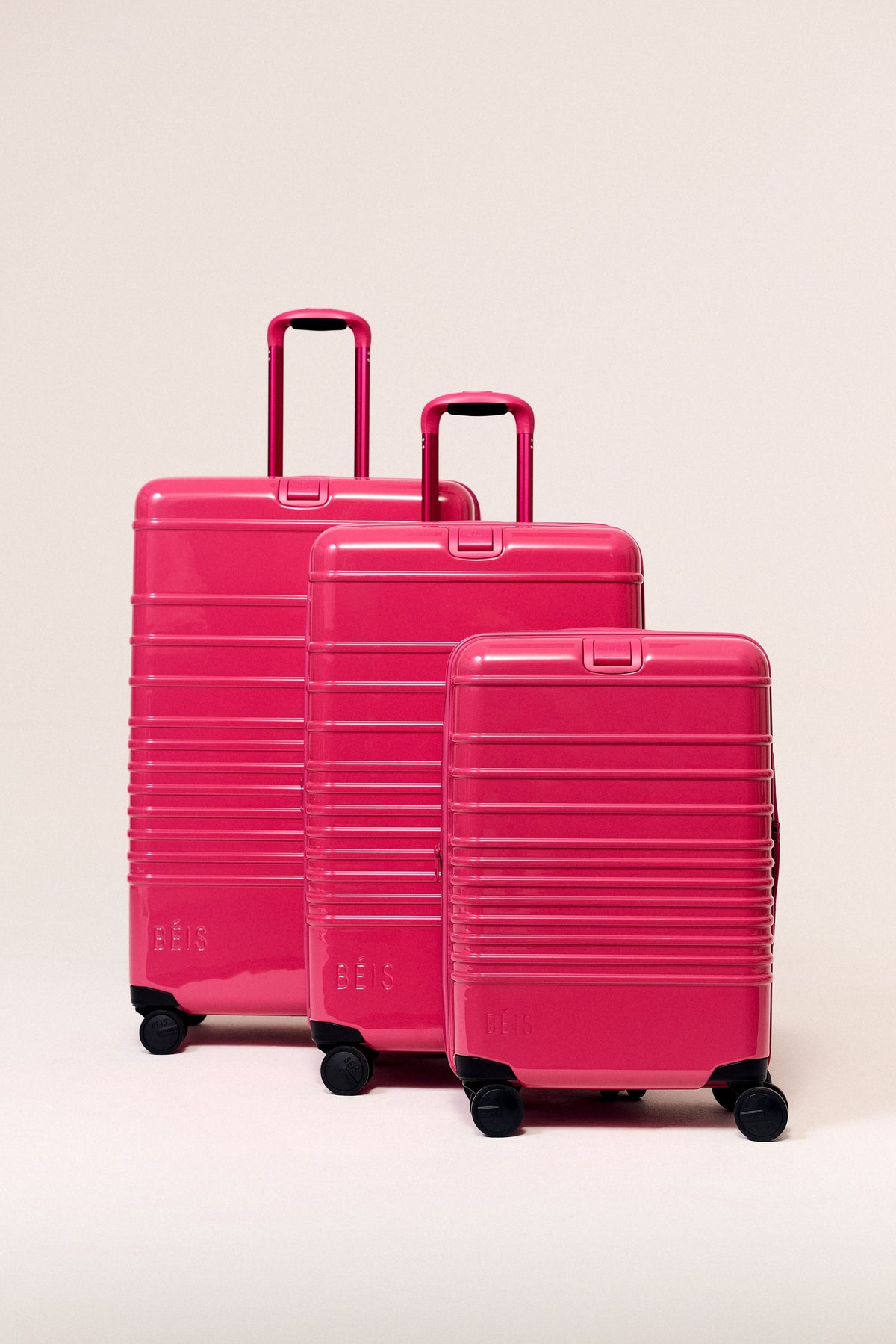 BÉIS x Rare Beauty The Large Check-In Roller in Limitless