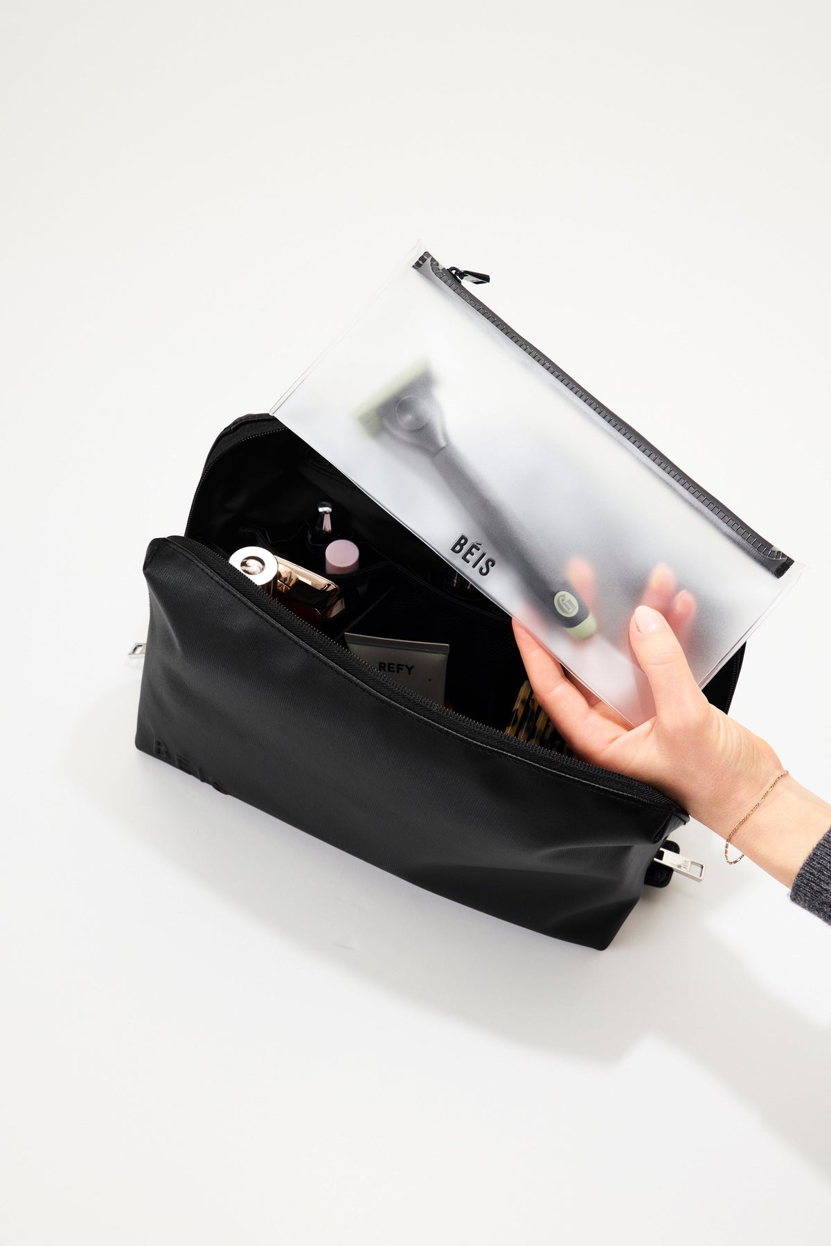 The Large Cosmetic Pouch in Black
