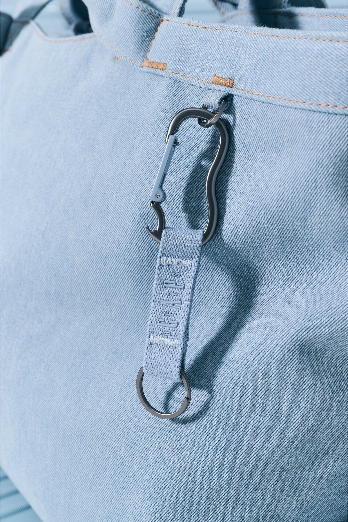 Gap x BÉIS The Carabiner in Denim Blue